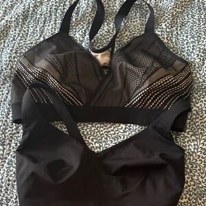 Lululemon Black Women's sports bras